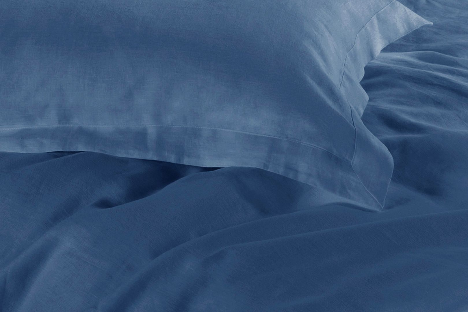 1000TC Tailored King Size Quilt/Duvet Cover Set - Greyish Blue