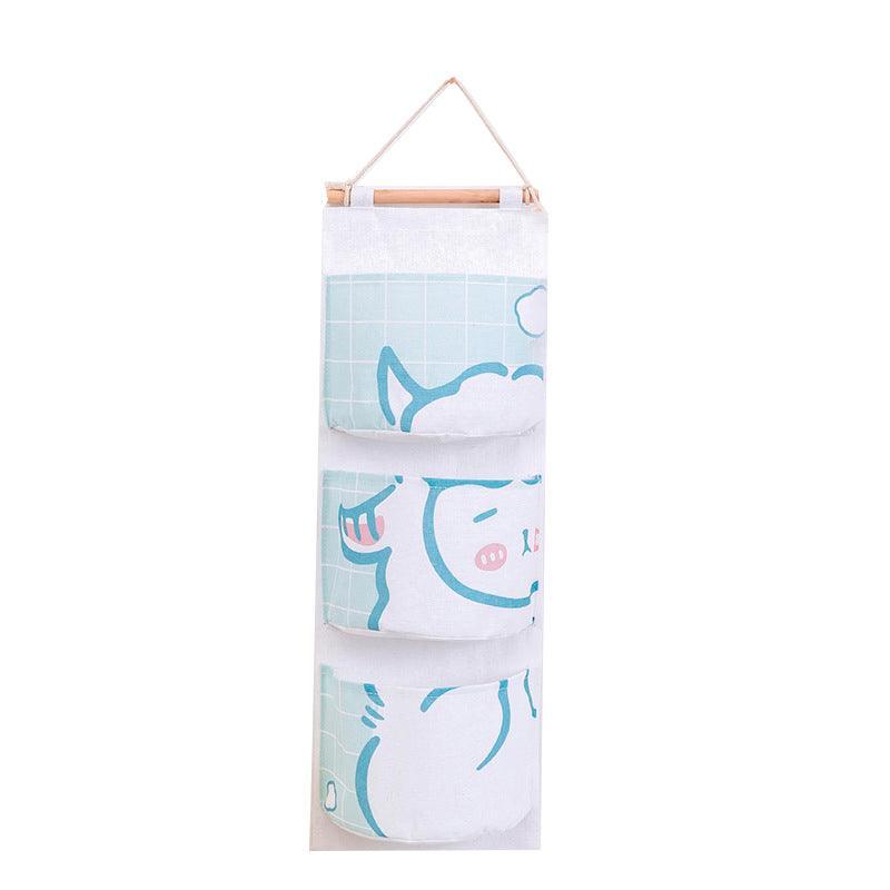 3 Pocket Hanging Storage Bag with Wooden Rod for Wall or Door Organisation - Bear