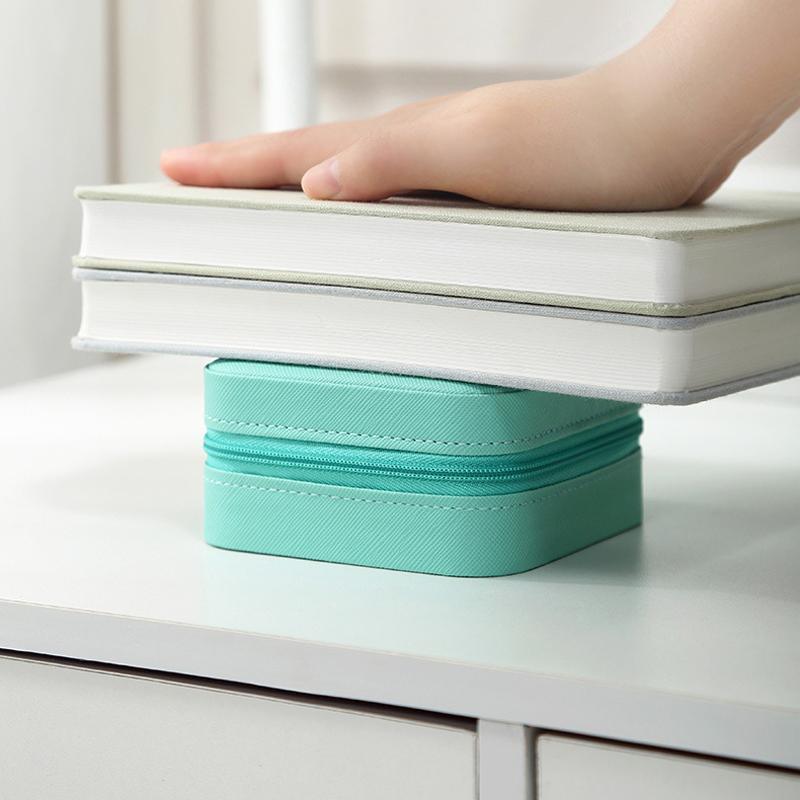 Travel Jewelry Organizer Box Portable Leather Storage Ornaments Ring Earrings - White (10x10x5cm)