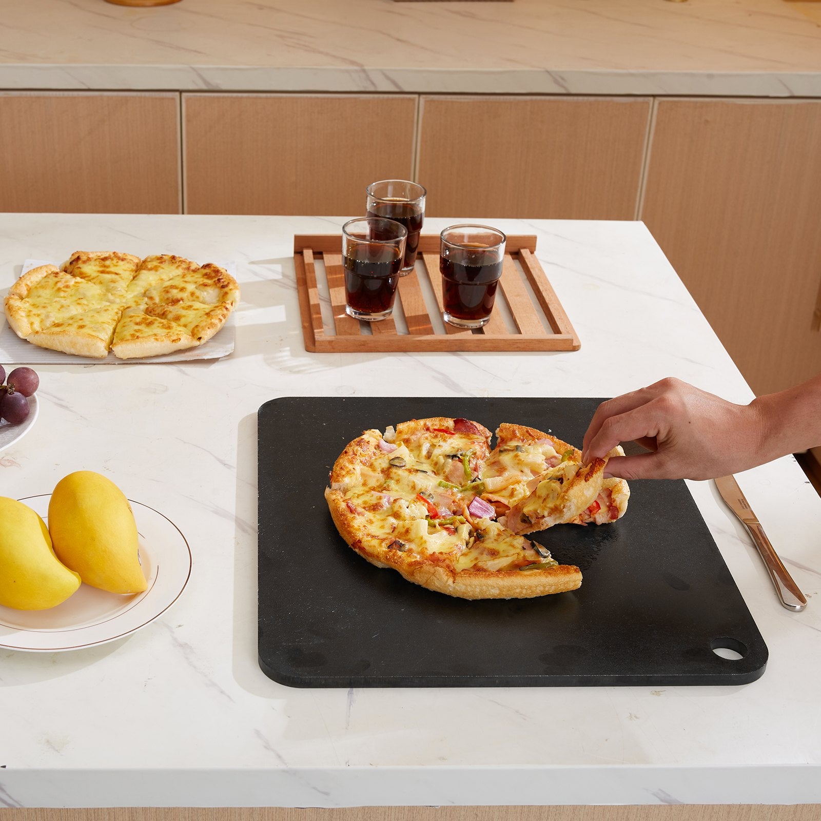 VEVOR Pizza Steel 16"x14.5"x1/4" Pre-Seasoned Carbon Steel Pizza Baking Stone