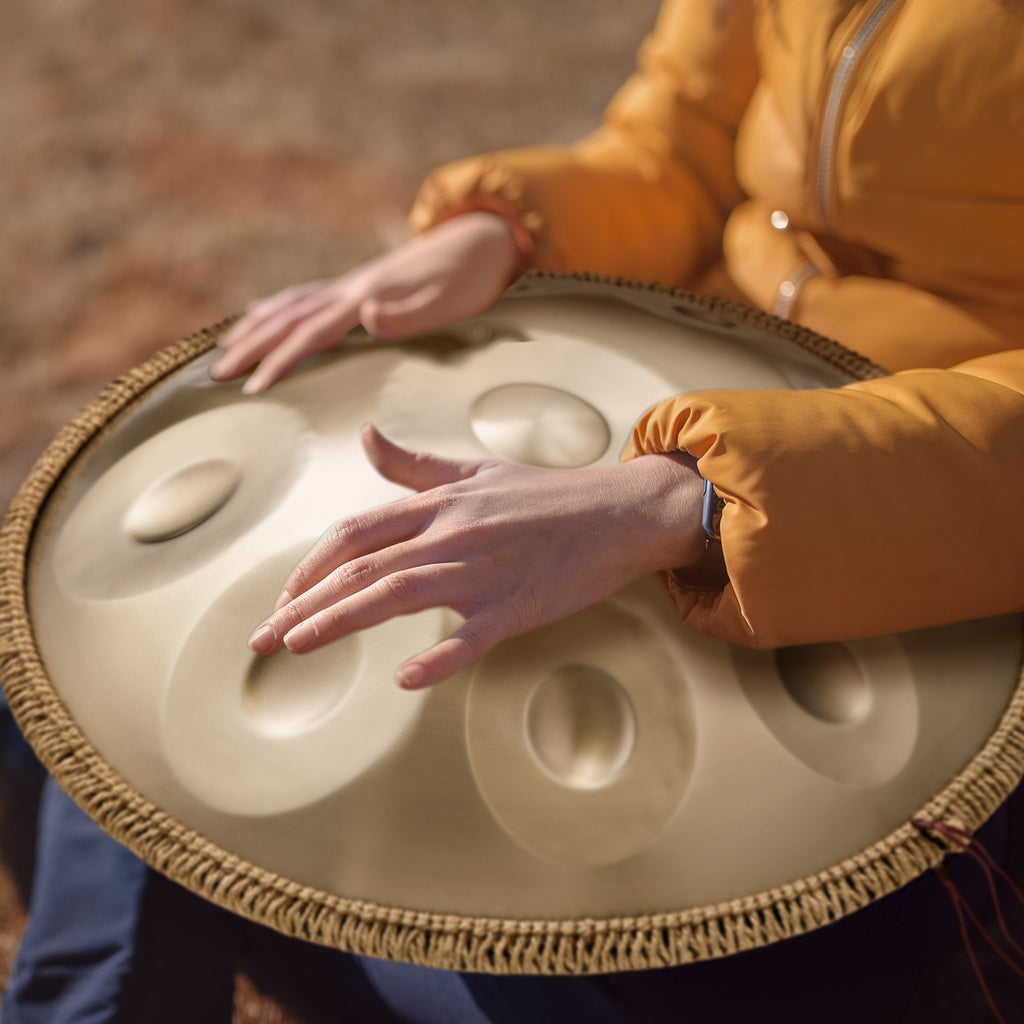 VEVOR Handpan Drum 22 in 10 Notes D Minor Hand Drum Instrument with Mallet